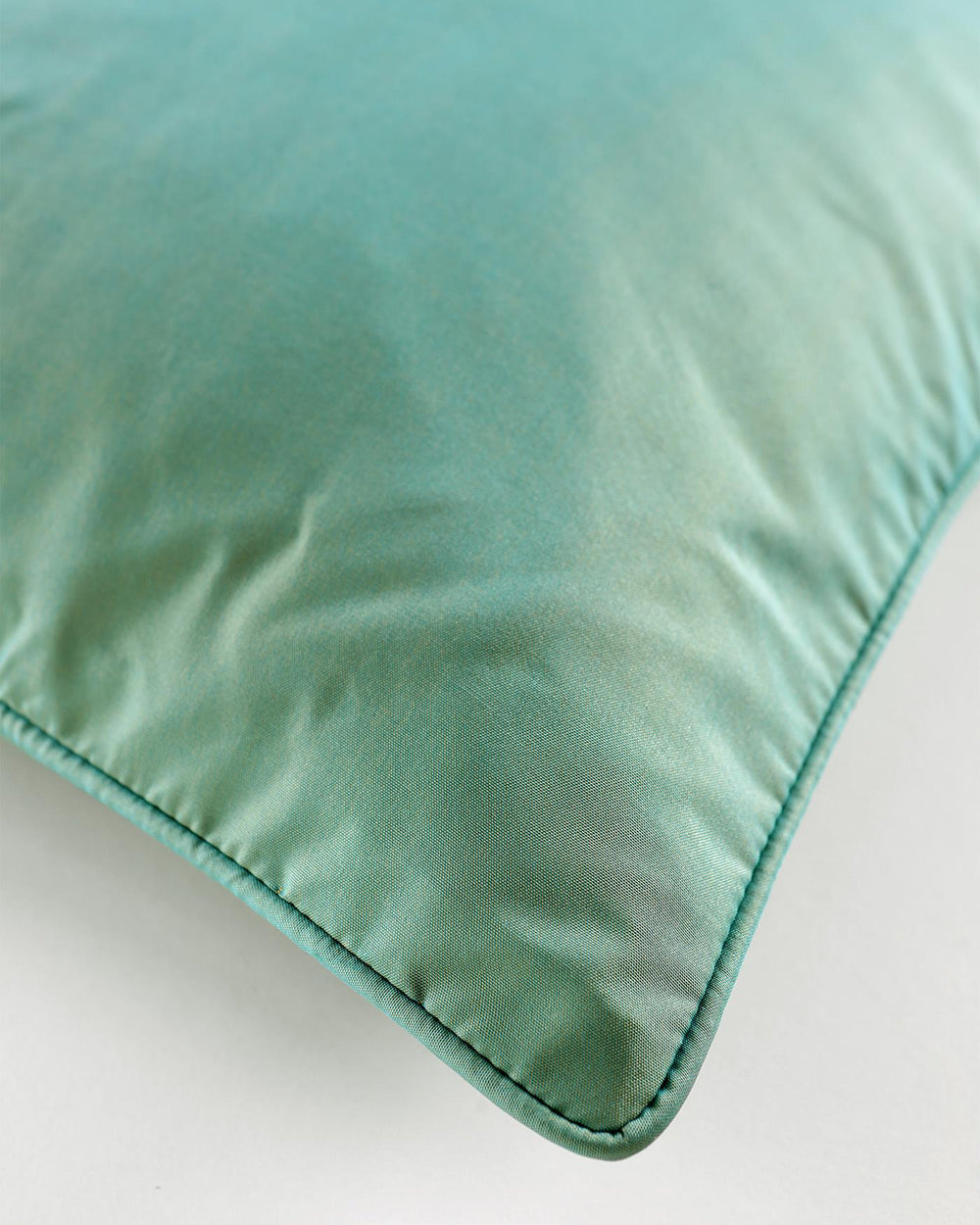 Faux-Silk-Kissenhülle Verde Grün-schimmernd