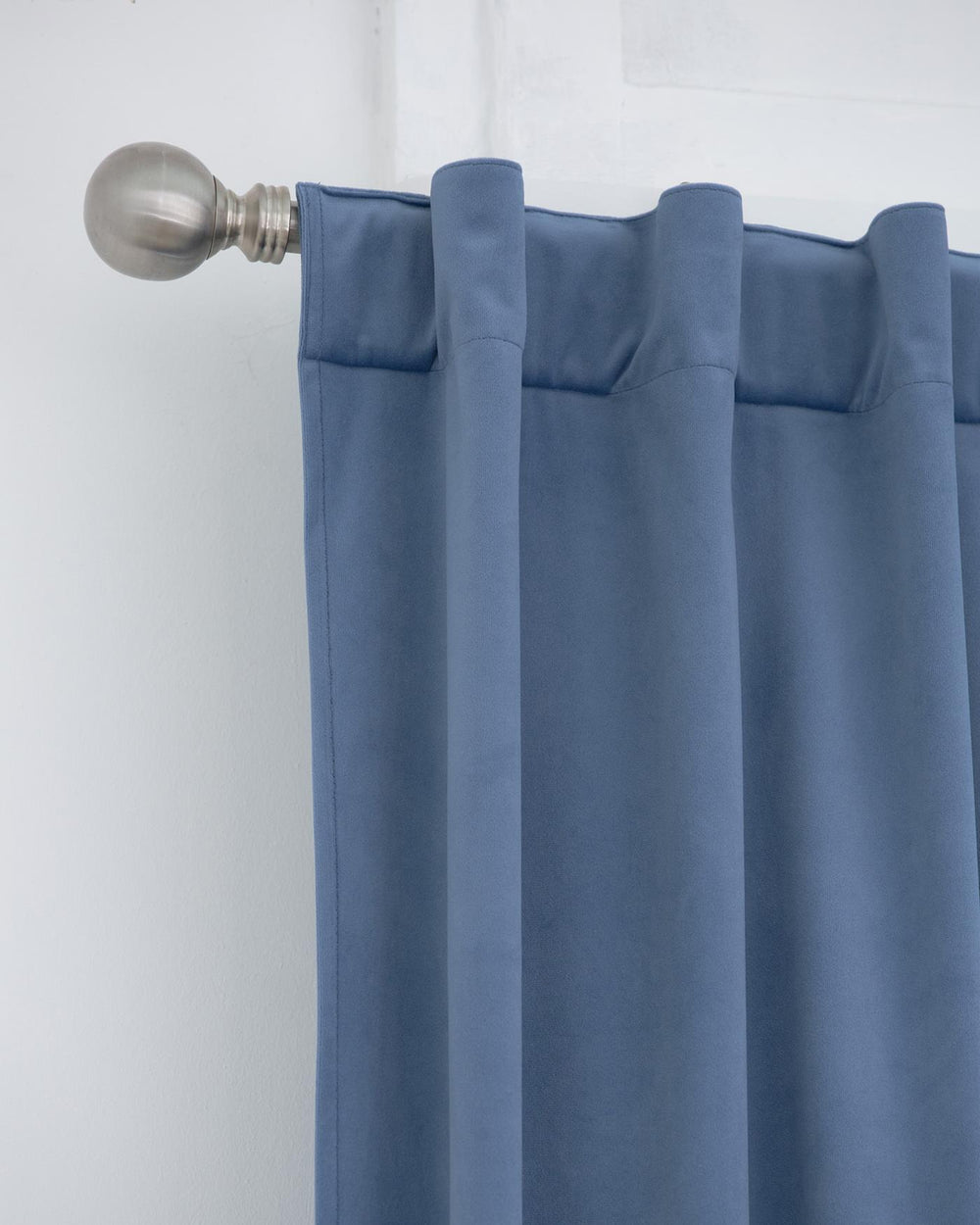 Samtvorhang Meeresblau