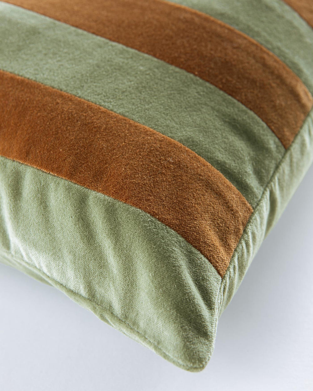 Langkissen Samtpatchwork Zimt-Olive